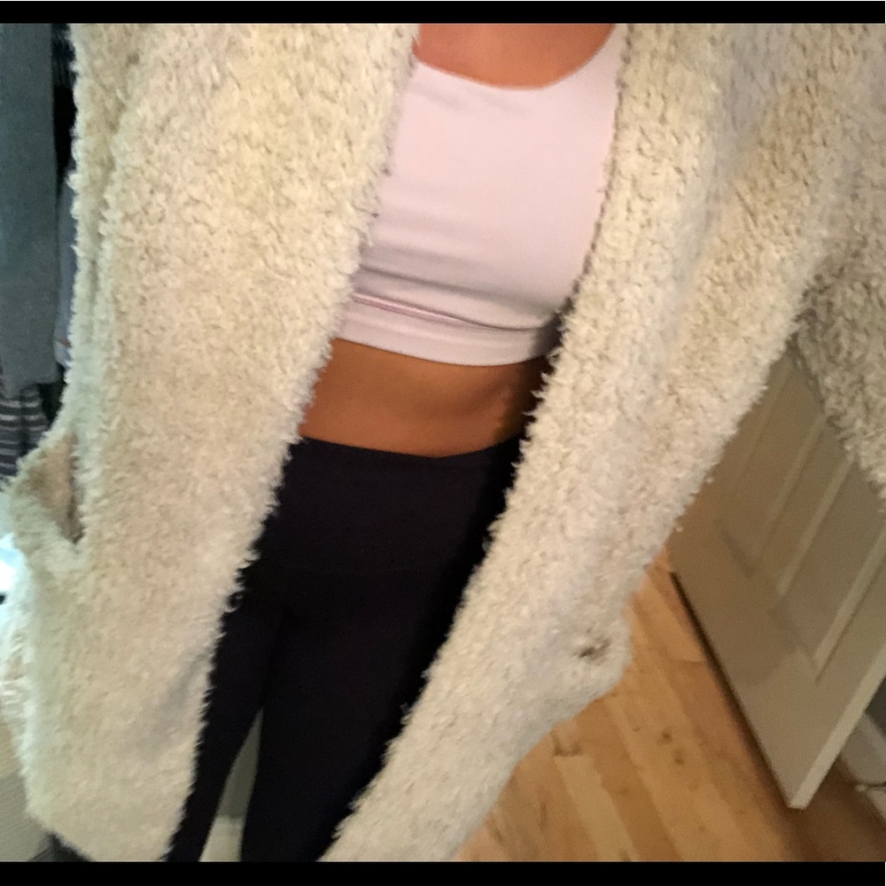 VINCE women’s teddy cardigan off white